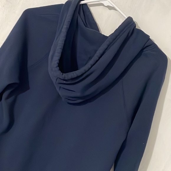 Hollister hoodie size medium - Picture 5 of 5